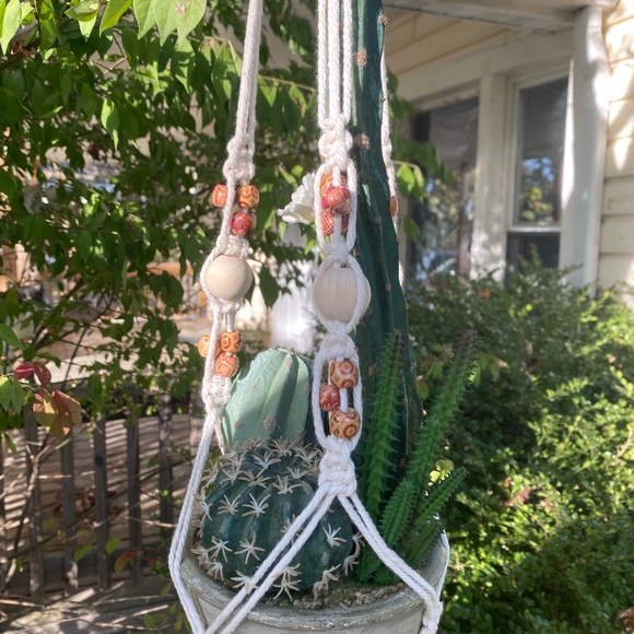 Macreme Plant hanger - Picture 2 of 3